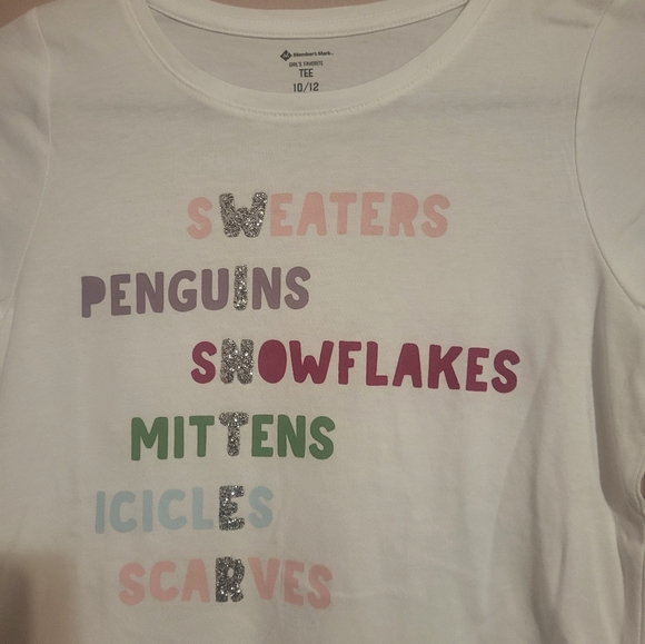 🏃‍♀️ Member's Mark Christmas tee 10/12 - Picture 2 of 2